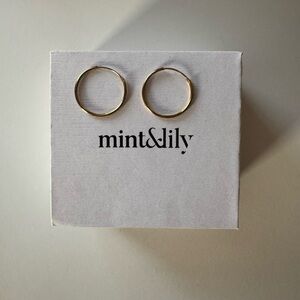Mint&lily Gold Hoop Earrings